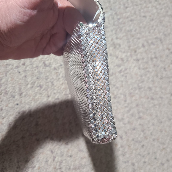 Vintage Whiting & Davis Silver Mesh Envelope Snap Closure Clutch Handbag - Picture 11 of 16